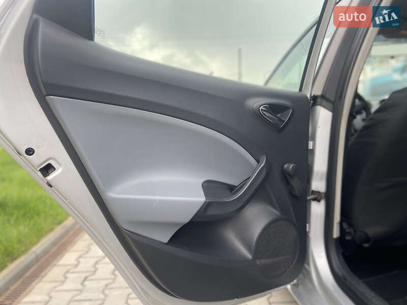 Хетчбек SEAT Ibiza 2013 в Києві