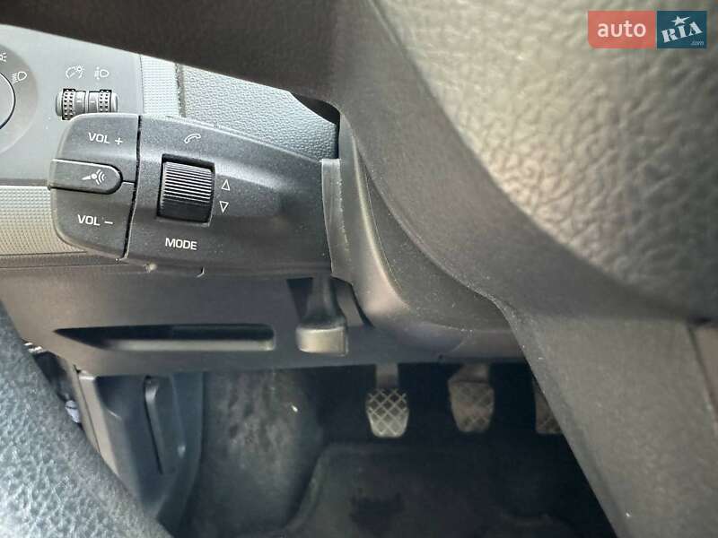 Хэтчбек SEAT Ibiza 2014 в Киеве