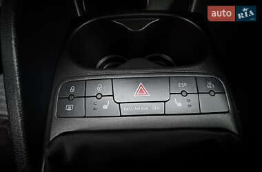 Хэтчбек SEAT Ibiza 2011 в 