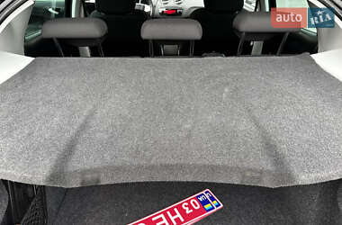 Хэтчбек SEAT Ibiza 2011 в 