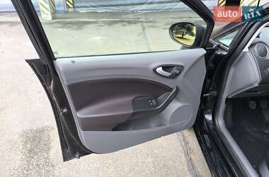 Хетчбек SEAT Ibiza 2009 в 