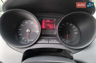 Хетчбек SEAT Ibiza 2009 в 