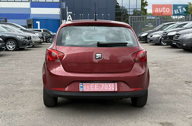 Хетчбек SEAT Ibiza 2011 в 