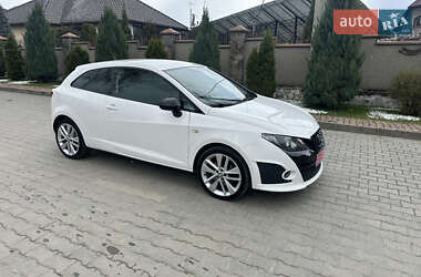 Хэтчбек SEAT Ibiza 2011 в 