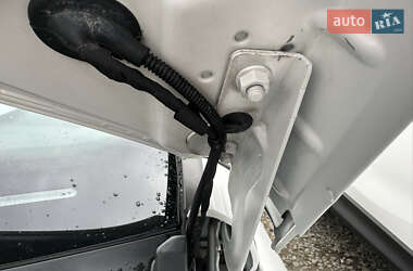 Хэтчбек SEAT Ibiza 2011 в 