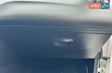 Хэтчбек SEAT Ibiza 2011 в 