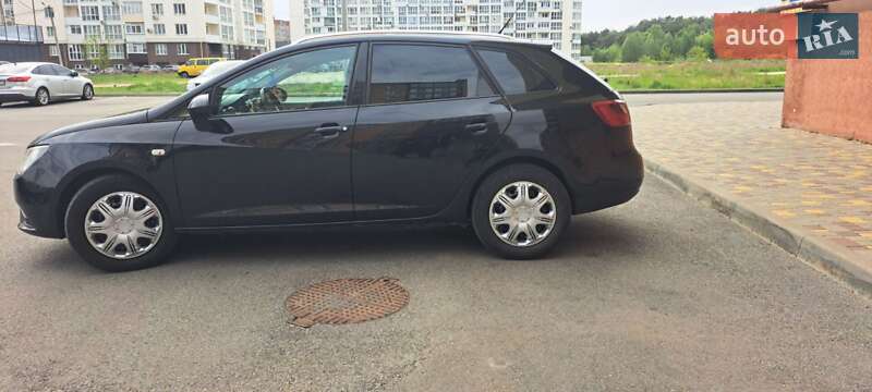 Универсал SEAT Ibiza 2012 в Чернигове