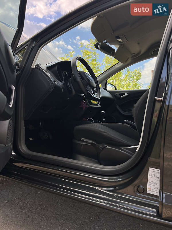 Хетчбек SEAT Ibiza 2010 в Ковелі