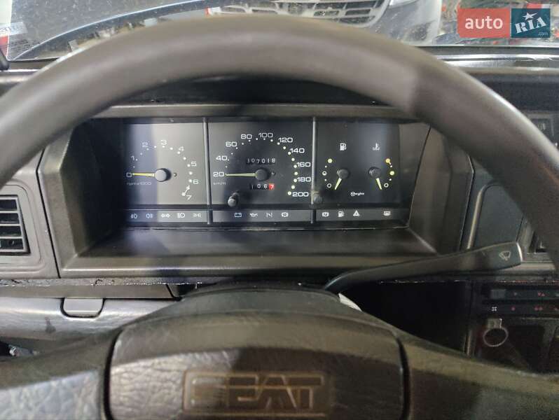 Хэтчбек SEAT Ibiza 1989 в Киеве