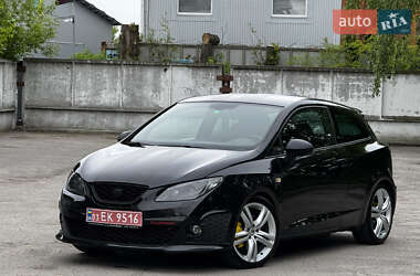 Хэтчбек SEAT Ibiza 2012 в 