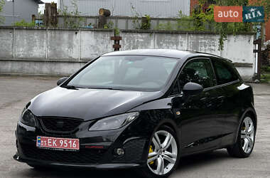 Хэтчбек SEAT Ibiza 2012 в 
