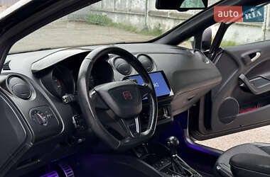 Хэтчбек SEAT Ibiza 2012 в 