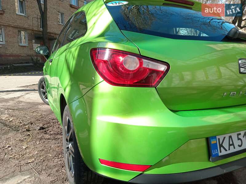 Хетчбек SEAT Ibiza 2013 в Києві