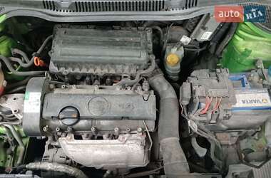 Хетчбек SEAT Ibiza 2013 в 