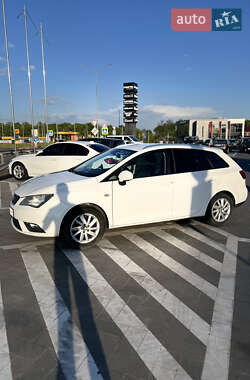 Хэтчбек SEAT Ibiza 2013 в 