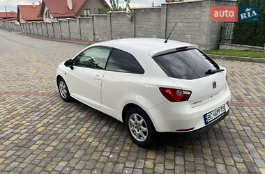 Хэтчбек SEAT Ibiza 2010 в 