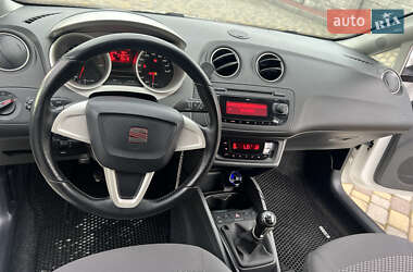 Хэтчбек SEAT Ibiza 2010 в 