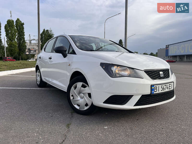 Хэтчбек SEAT Ibiza 2013 в Кременчуге фото 2 Хэтчбек SEAT Ibiza 2013 в Кременчуге