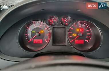 Хэтчбек SEAT Ibiza 2003 в Днепре