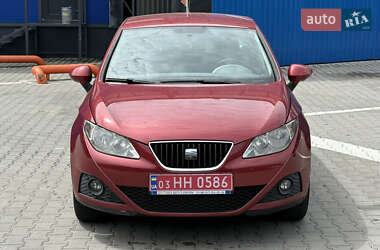 Хэтчбек SEAT Ibiza 2011 в 