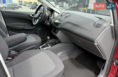 Хэтчбек SEAT Ibiza 2011 в 