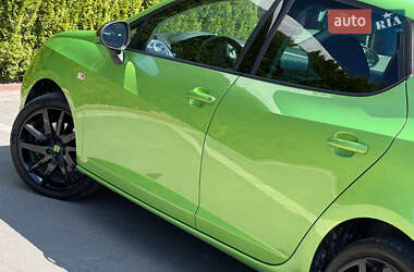 Хэтчбек SEAT Ibiza 2012 в 