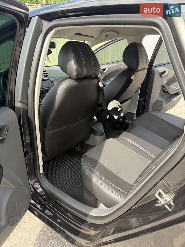 Хэтчбек SEAT Ibiza 2009 в Житомире