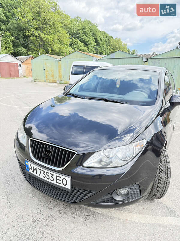 Хэтчбек SEAT Ibiza 2009 в Житомире