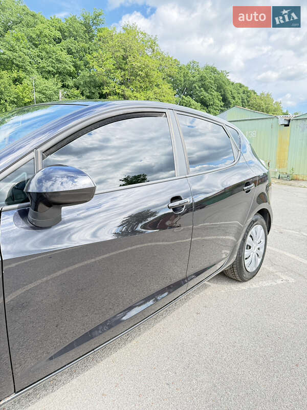 Хэтчбек SEAT Ibiza 2009 в Житомире