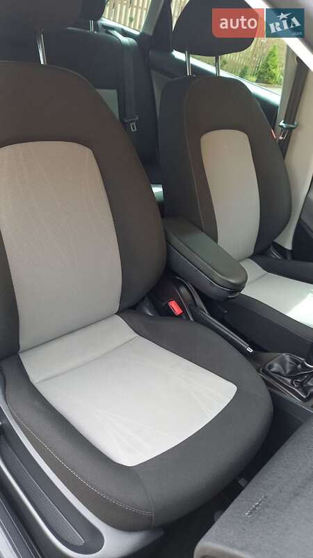 Хетчбек SEAT Ibiza 2013 в Калуші