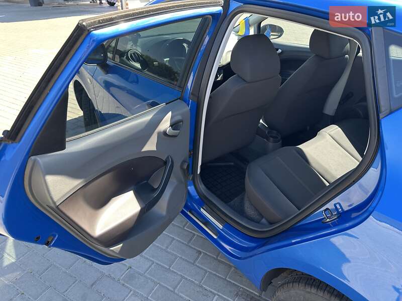 Хэтчбек SEAT Ibiza 2011 в Черкассах