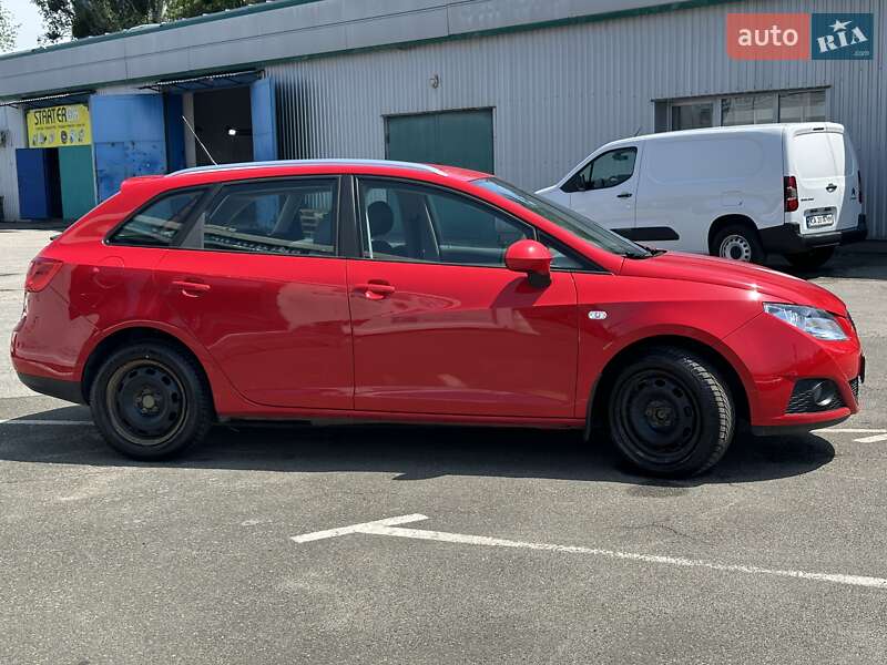 Универсал SEAT Ibiza 2012 в Киеве
