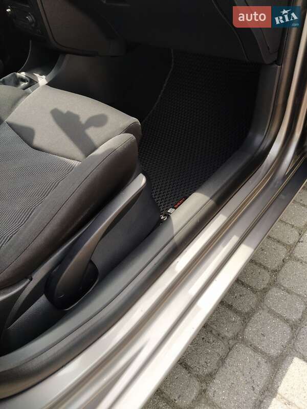 Хэтчбек SEAT Ibiza 2004 в Львове фото 64 Хэтчбек SEAT Ibiza 2004 в Львове