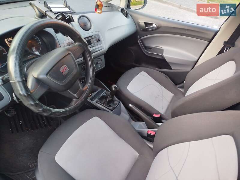 Хэтчбек SEAT Ibiza 2013 в Нежине