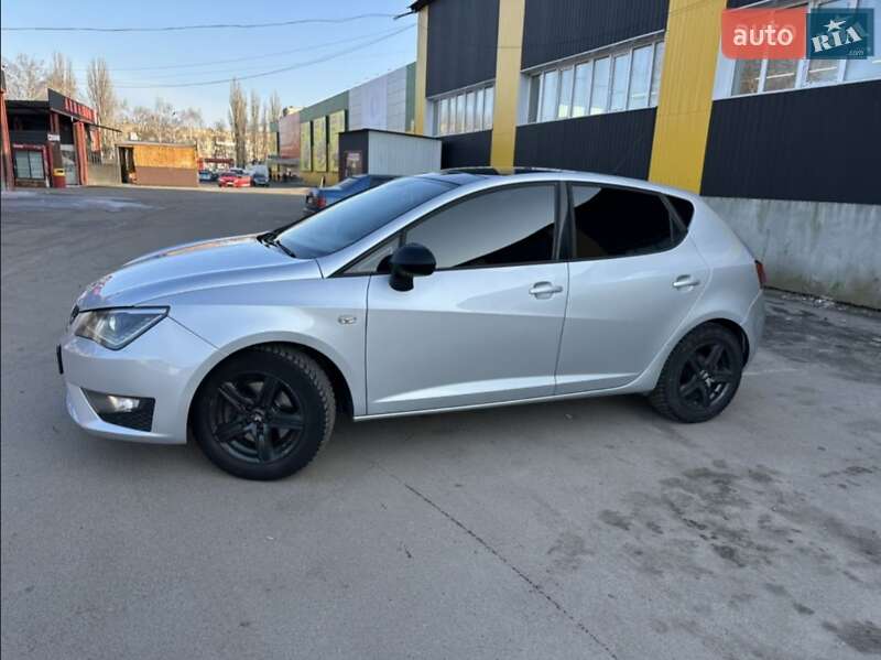 Хетчбек SEAT Ibiza 2015 в Ніжині фото 4 Хетчбек SEAT Ibiza 2015 в Ніжині