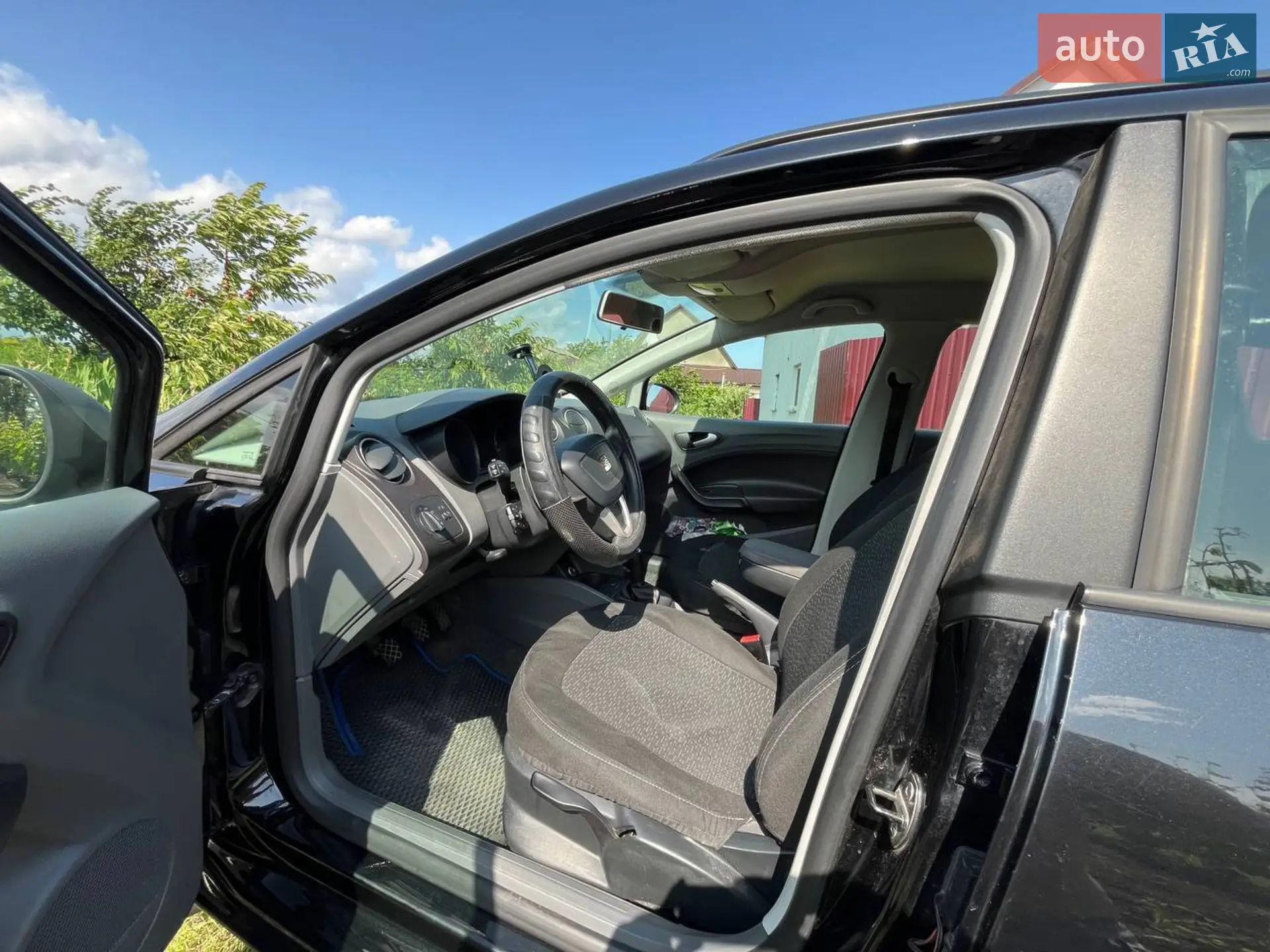 2011 SEAT Ibiza - мініатюра 10