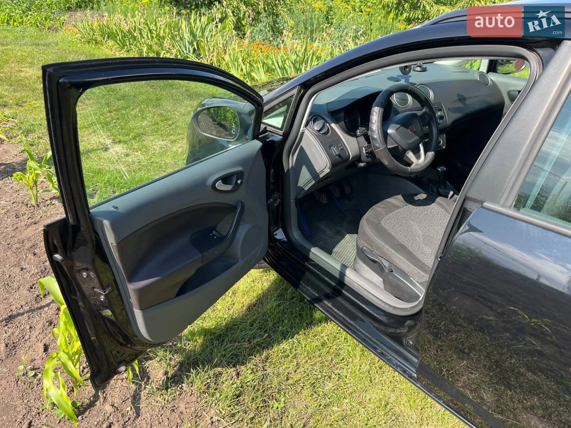 2011 SEAT Ibiza - мініатюра 9