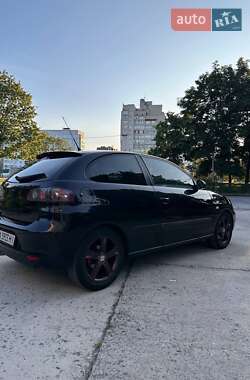 Хэтчбек SEAT Ibiza 2007 в Нетешине