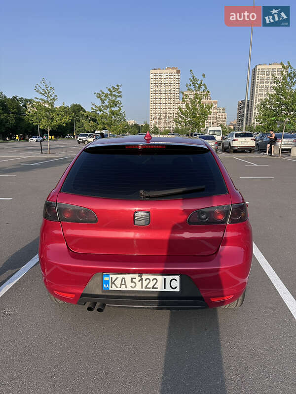 Хетчбек SEAT Ibiza 2007 в Києві
