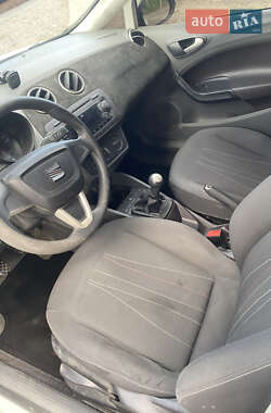 Хэтчбек SEAT Ibiza 2011 в 