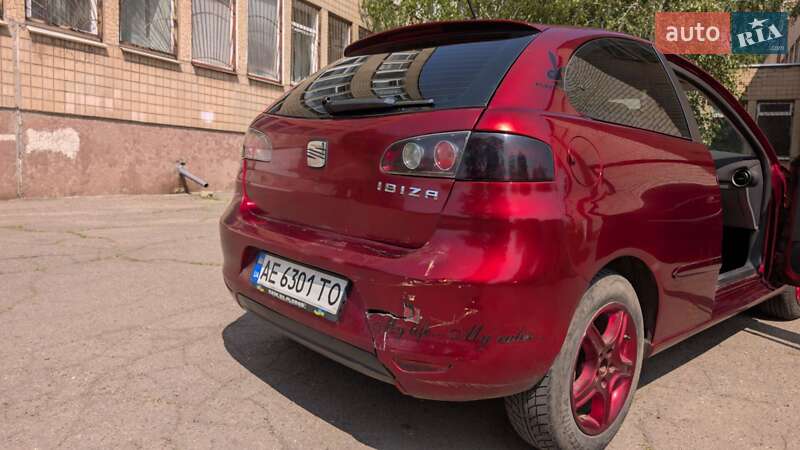 Хетчбек SEAT Ibiza 2006 в Кривому Розі