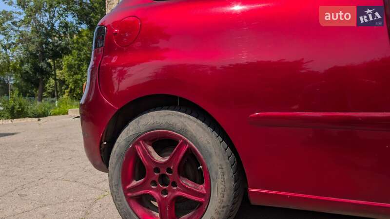 Хетчбек SEAT Ibiza 2006 в Кривому Розі