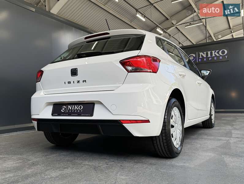 Хэтчбек SEAT Ibiza 2021 в Киеве