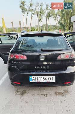 Хэтчбек SEAT Ibiza 2009 в 