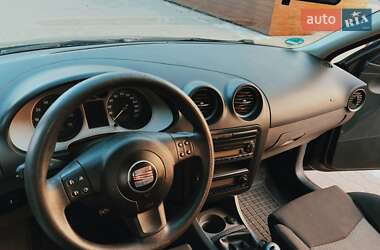 Хэтчбек SEAT Ibiza 2009 в 