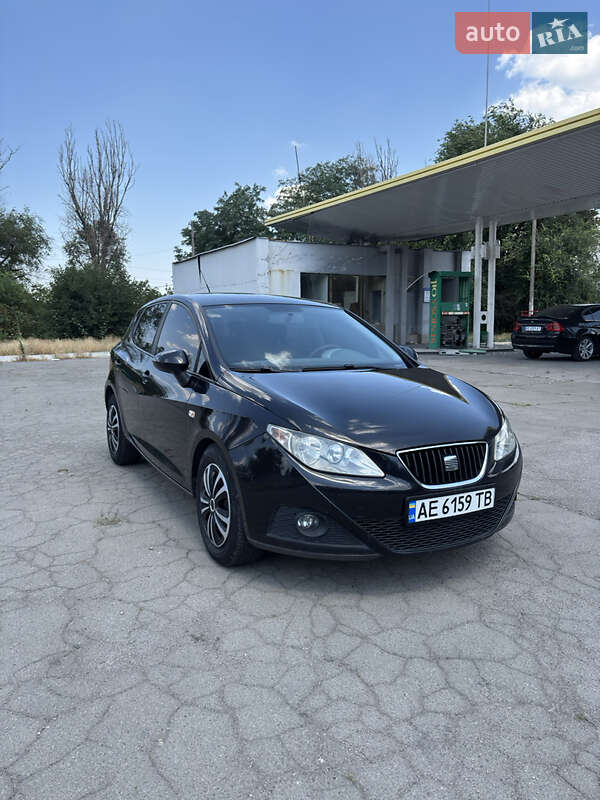 Хэтчбек SEAT Ibiza 2008 в 