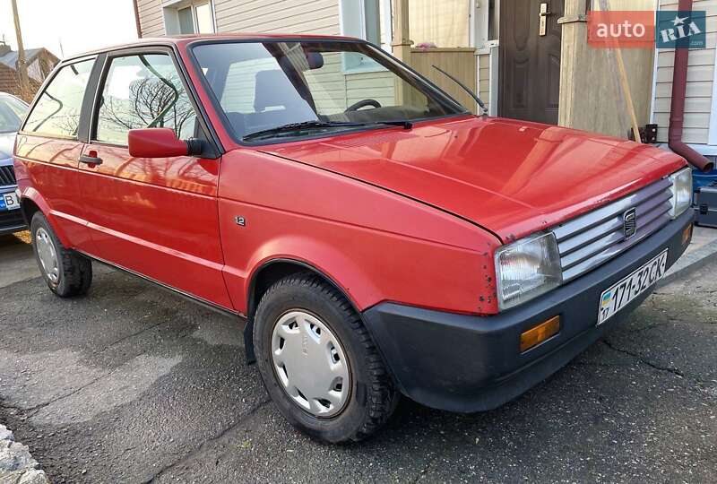 Хэтчбек SEAT Ibiza 1990 в Полтаве