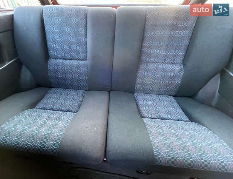 Хэтчбек SEAT Ibiza 1990 в Полтаве