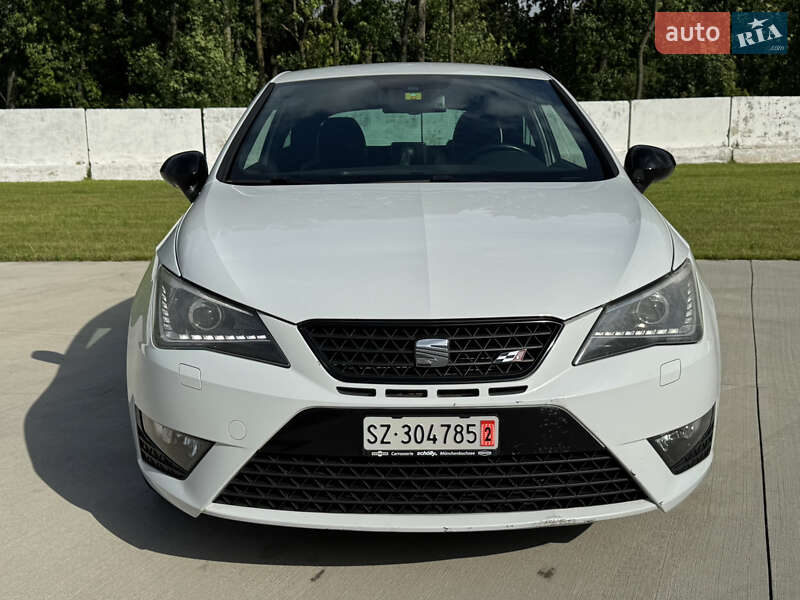 Хэтчбек SEAT Ibiza 2013 в Луцке