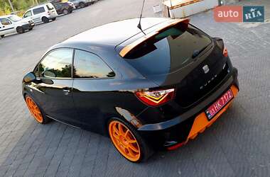 Хэтчбек SEAT Ibiza 2012 в 